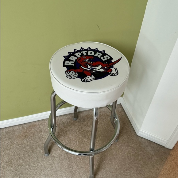 Raptors NBA bar stool / counter stool - Picture 2 of 7